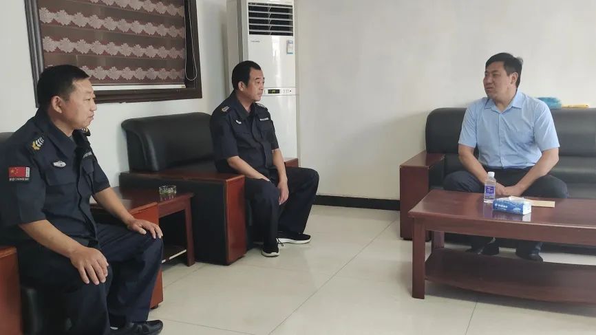 宿州市保安服務有限公司開展“八一”雙擁走訪慰問活動(圖2)